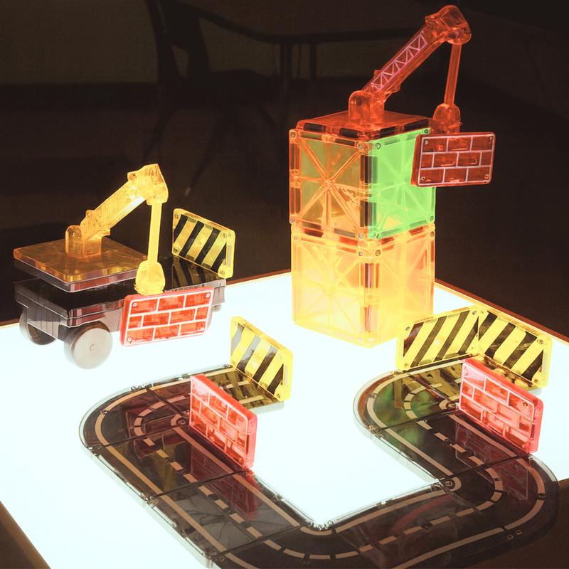 Magna-Tiles Builders | 32-Piece Magnetic Construction Set